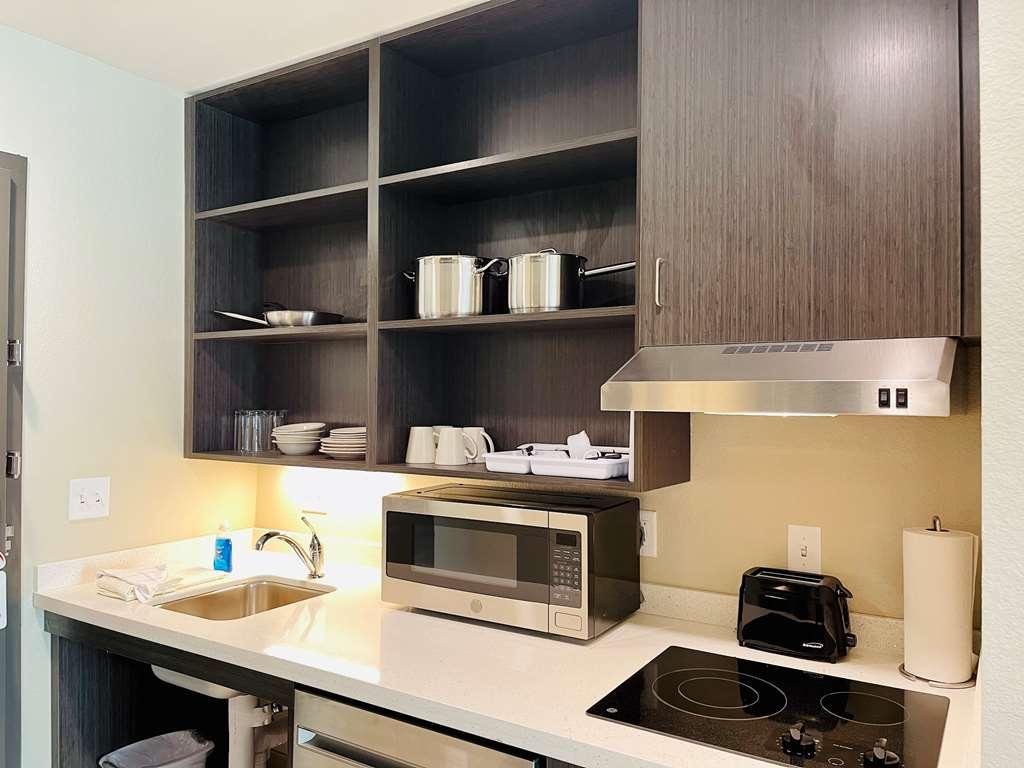 Best Western Plus Executive Residency Jackson Northeast Rom bilde
